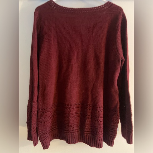 Burgundy sweater - Picture 2 of 4